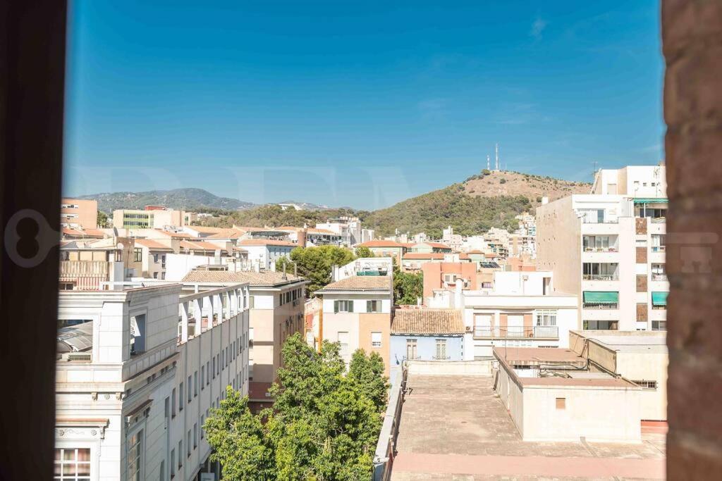 Apartament Modern Next To The Cervantes Theatre By Rems