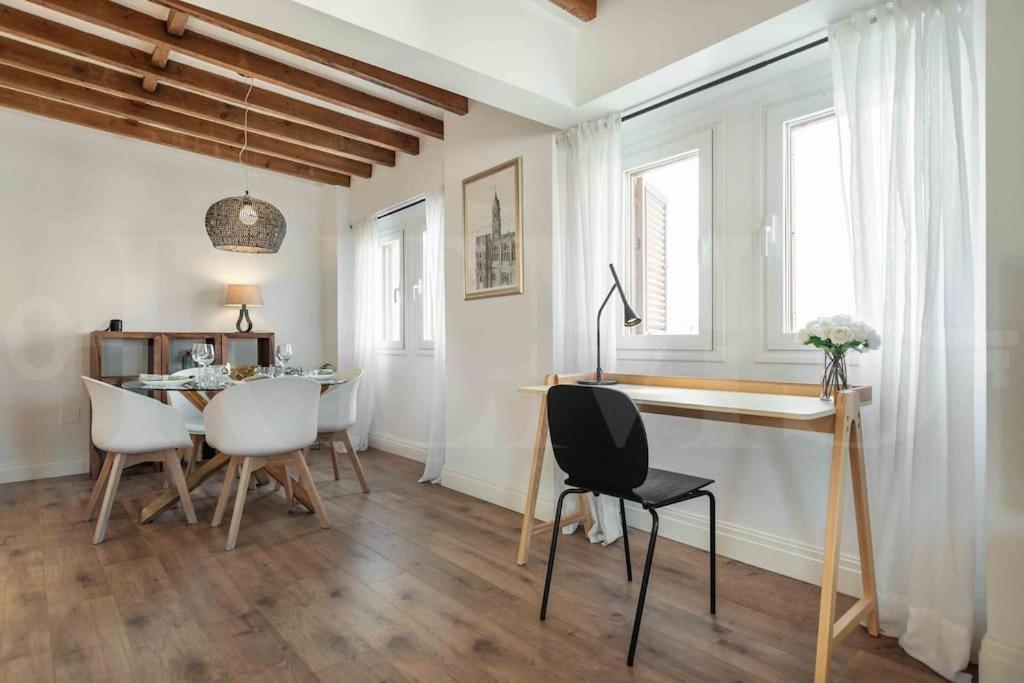 Modern Next To The Cervantes Theatre By Rems Apartamento *